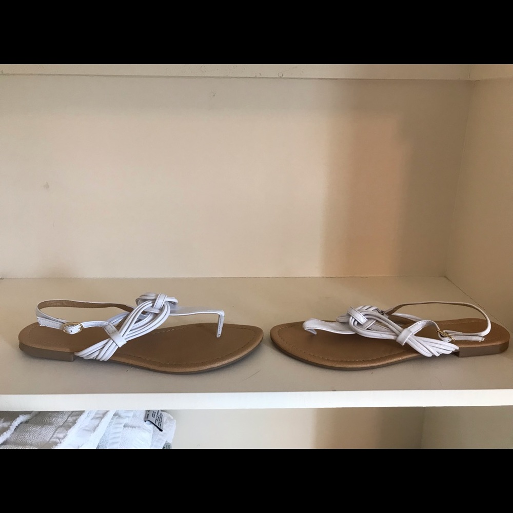 Sandals - Picture 2 of 3